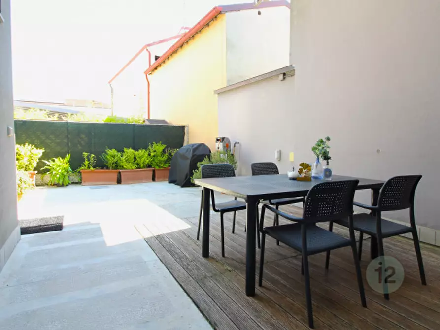 Immagine 4 di Casa bifamiliare in vendita  in Via Galileo Galilei 37 a Rolo