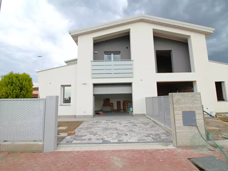 Immagine 17 di Villetta a schiera in vendita  in via riscossa a Rio Saliceto