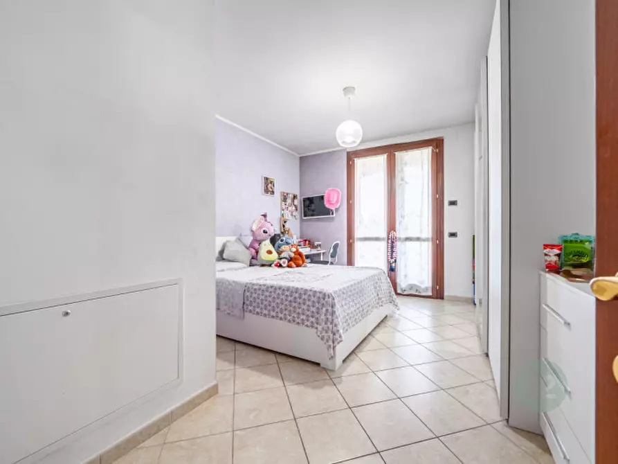 Immagine 24 di Villa in vendita  in Via D'Antona 9 a Fabbrico