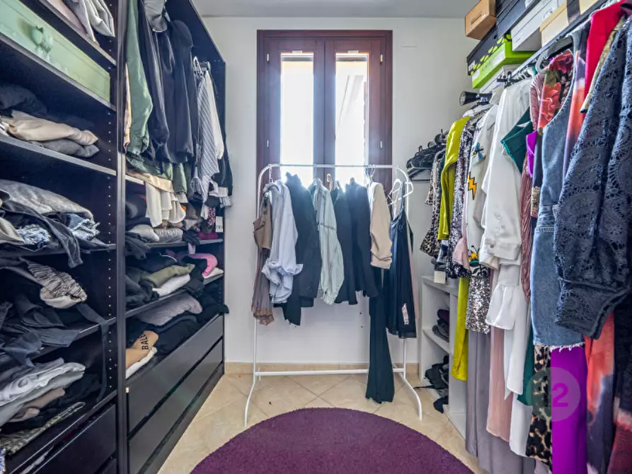 Immagine 28 di Villa in vendita  in Via D'Antona 9 a Fabbrico