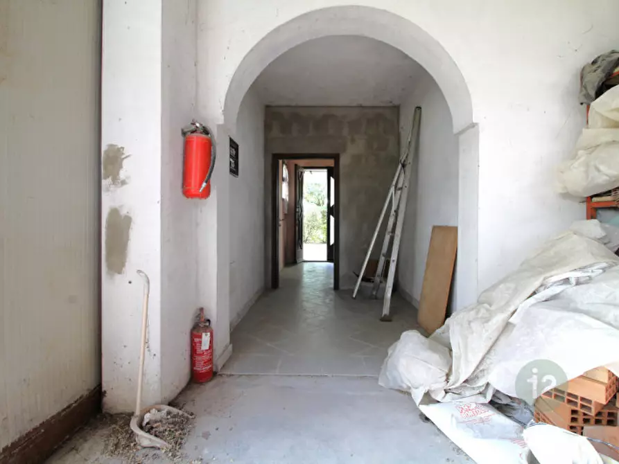 Immagine 3 di Magazzino in vendita  in Via Garfagnana 19 a Campagnola Emilia