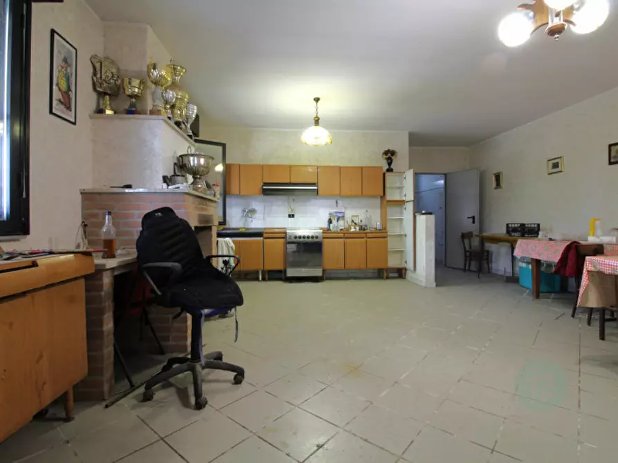 Immagine 6 di Magazzino in vendita  in Via Garfagnana 19 a Campagnola Emilia