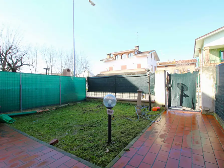 Immagine 22 di Villetta a schiera in vendita  in Via Don Branchetti 20 a Rio Saliceto