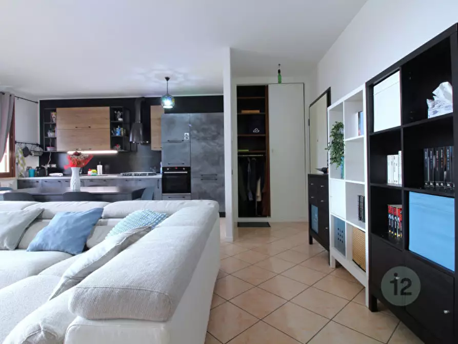 Immagine 5 di Appartamento in vendita  in Via Coniugi Santachiara 3 a Rio Saliceto