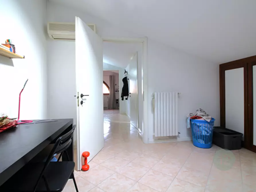 Immagine 20 di Appartamento in vendita  in Via Coniugi Santachiara 3 a Rio Saliceto