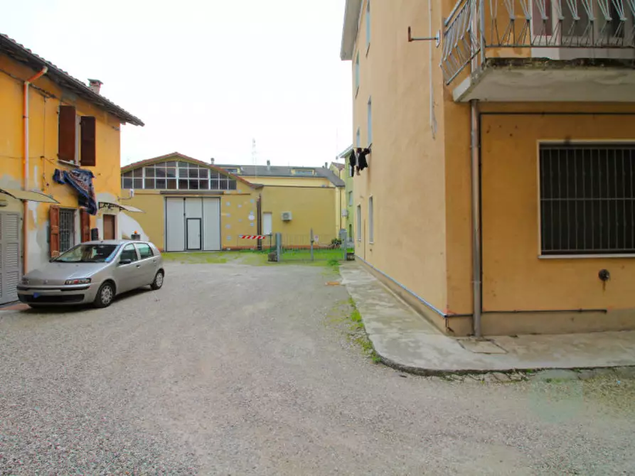 Immagine 9 di Appartamento in vendita  in Via Domenico Baccarini a Campagnola Emilia