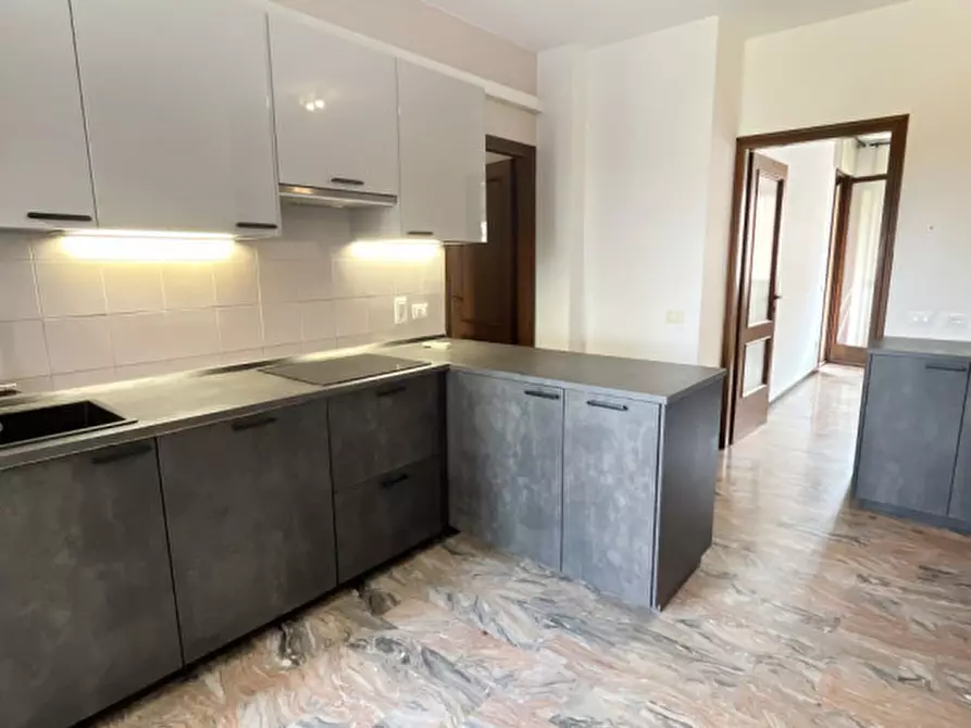 Immagine 2 di Appartamento in vendita  in Viale Ambrogio Fusinieri a Vicenza