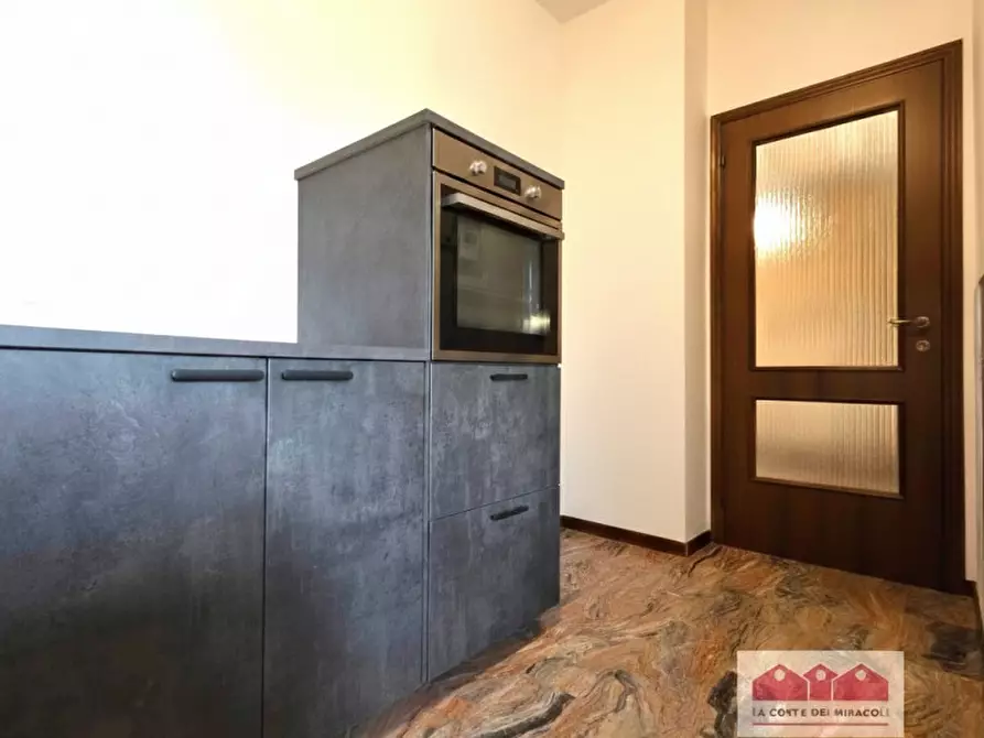 Immagine 5 di Appartamento in vendita  in Viale Ambrogio Fusinieri a Vicenza