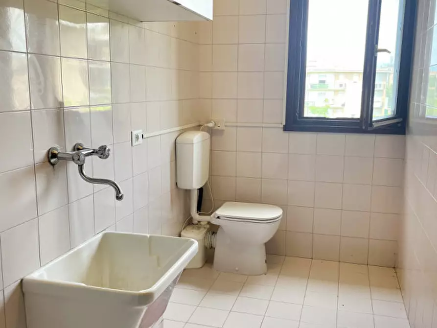 Immagine 23 di Appartamento in vendita  in Viale Ambrogio Fusinieri a Vicenza