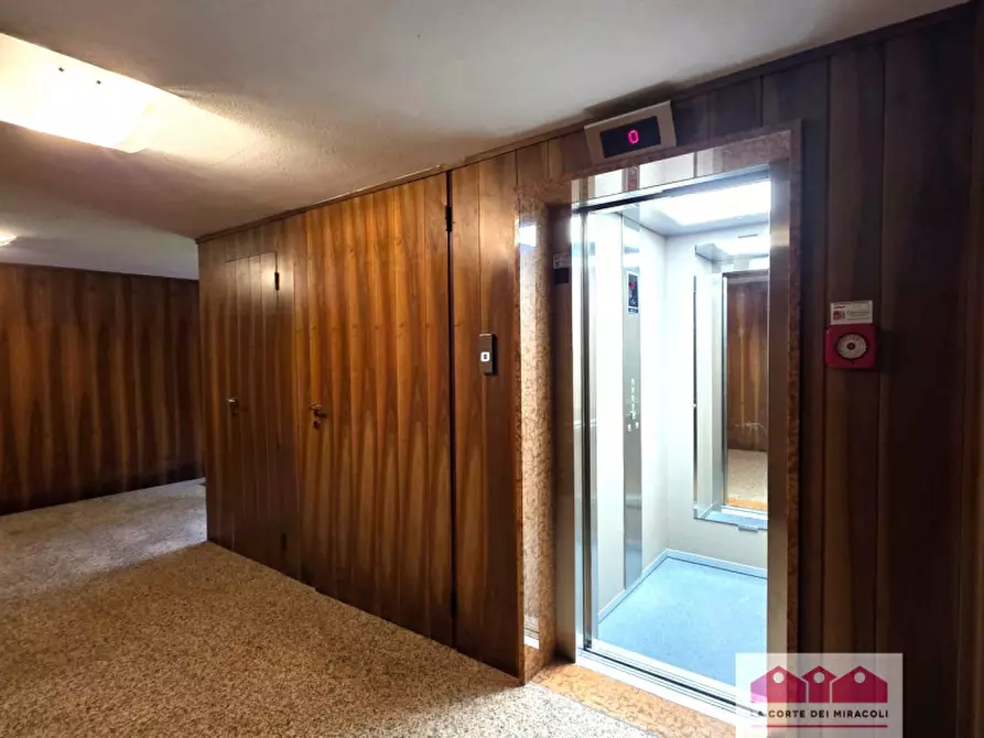 Immagine 27 di Appartamento in vendita  in Viale Ambrogio Fusinieri a Vicenza