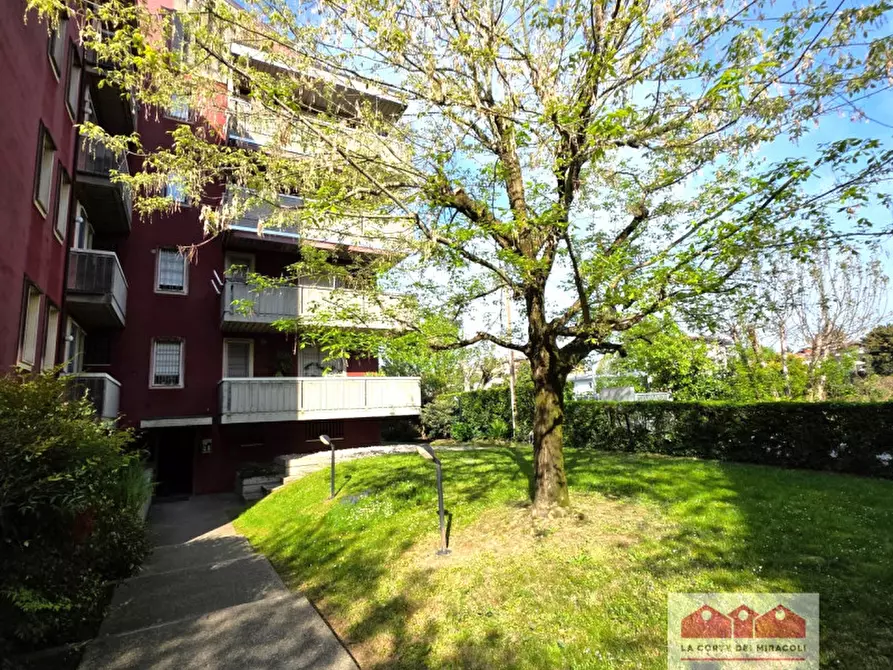 Immagine 29 di Appartamento in vendita  in Viale Ambrogio Fusinieri a Vicenza