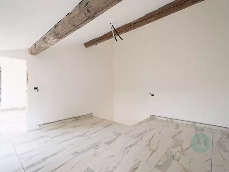 Immagine 2 di Villetta a schiera in vendita  in Via Carrobbio 43 a Novi Di Modena