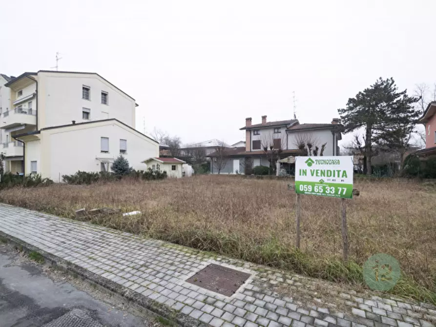 Immagine 1 di Terreno in vendita  a Novi Di Modena