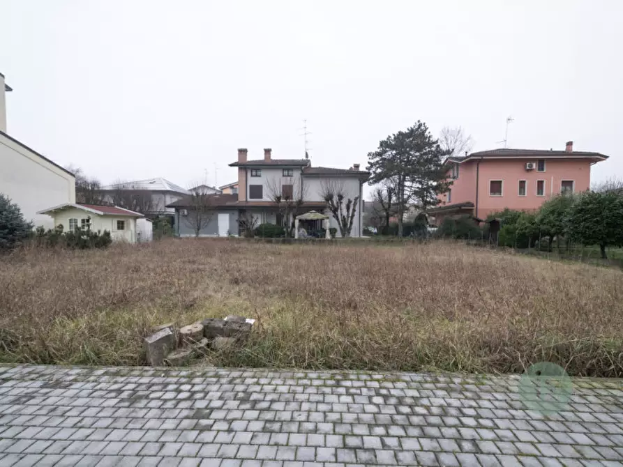 Immagine 4 di Terreno in vendita  a Novi Di Modena