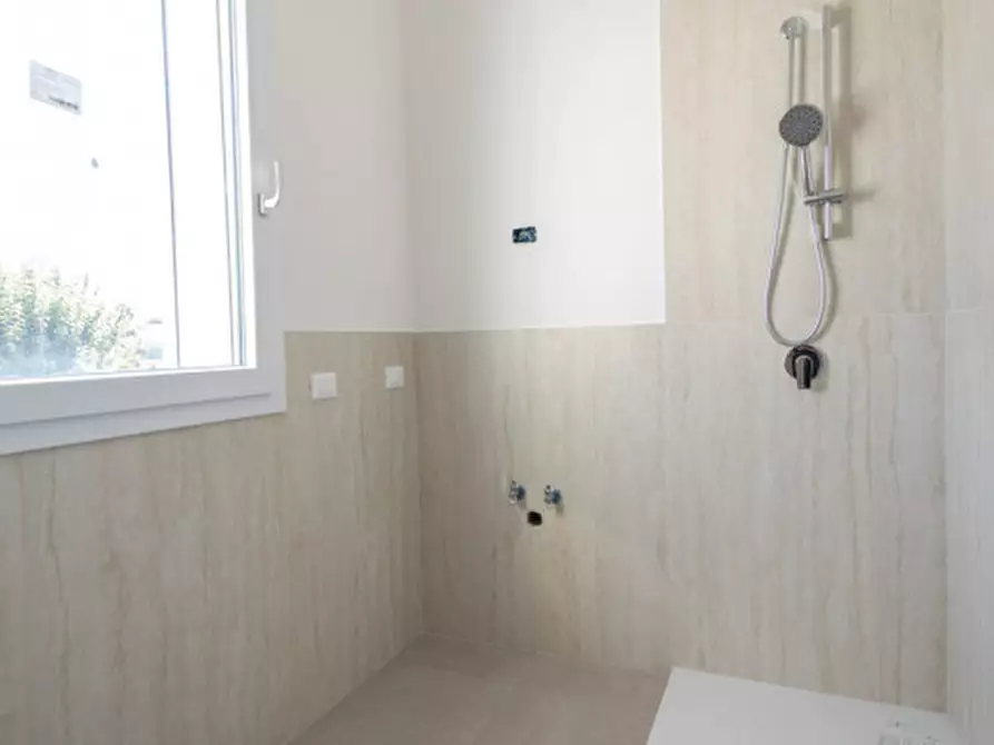 Immagine 16 di Villetta a schiera in vendita  in Via Budrione Migliarina Ovest 122 a Carpi