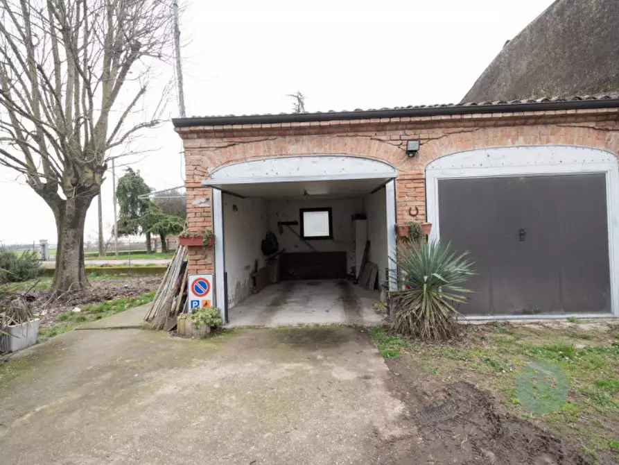Immagine 33 di Casa indipendente in vendita  in via ponte catena a Novi Di Modena