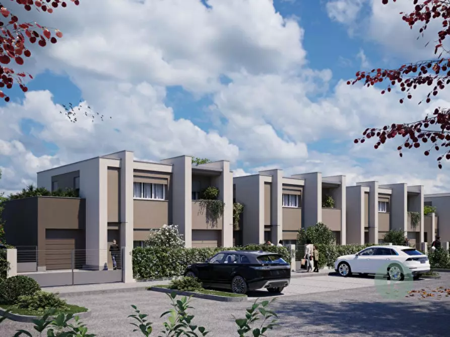 Immagine 5 di Appartamento in vendita  in Via Roma Migliarina a Carpi