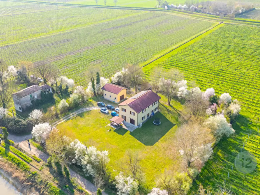 Immagine 2 di Casa indipendente in vendita  in Via Canale Migliarina 4 a Carpi