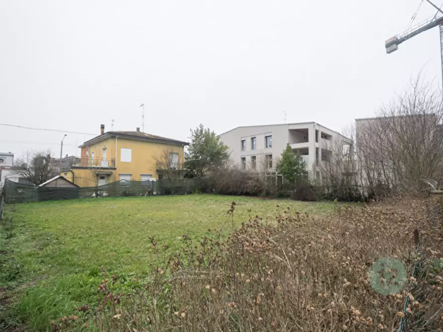 Immagine 1 di Terreno in vendita  a Novi Di Modena