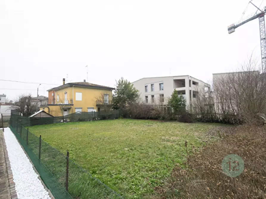 Immagine 3 di Terreno in vendita  a Novi Di Modena