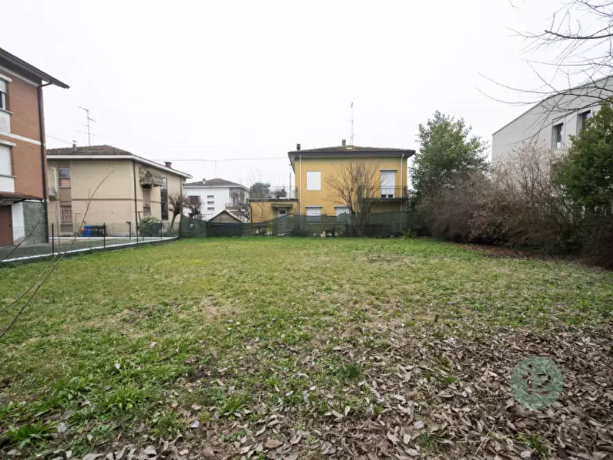 Immagine 4 di Terreno in vendita  a Novi Di Modena