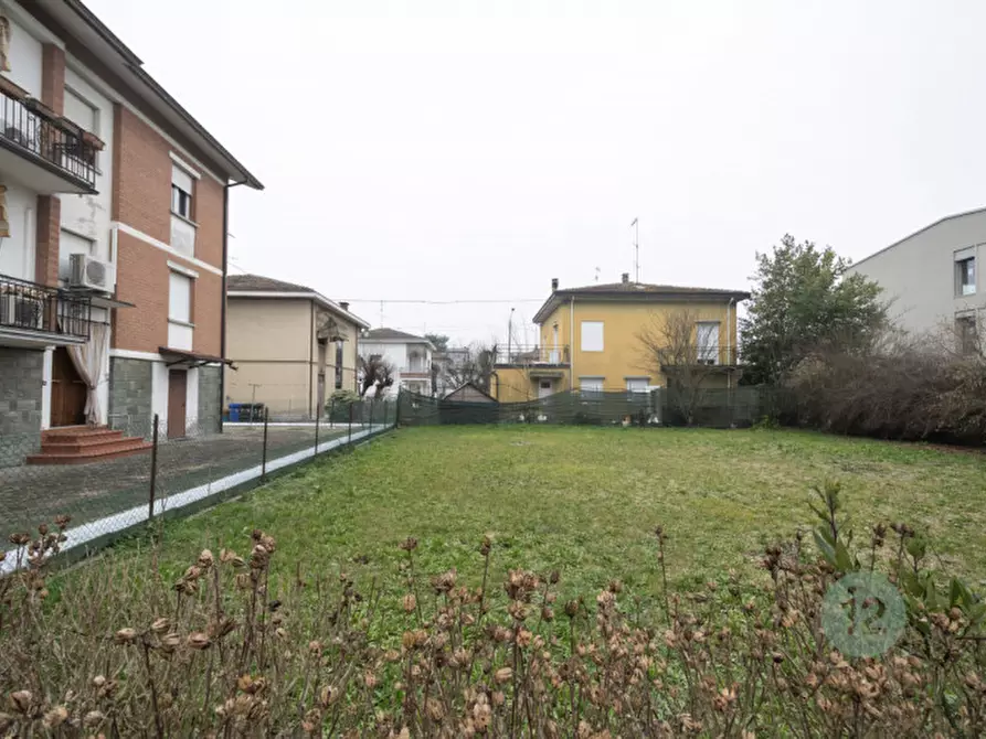Immagine 10 di Terreno in vendita  a Novi Di Modena