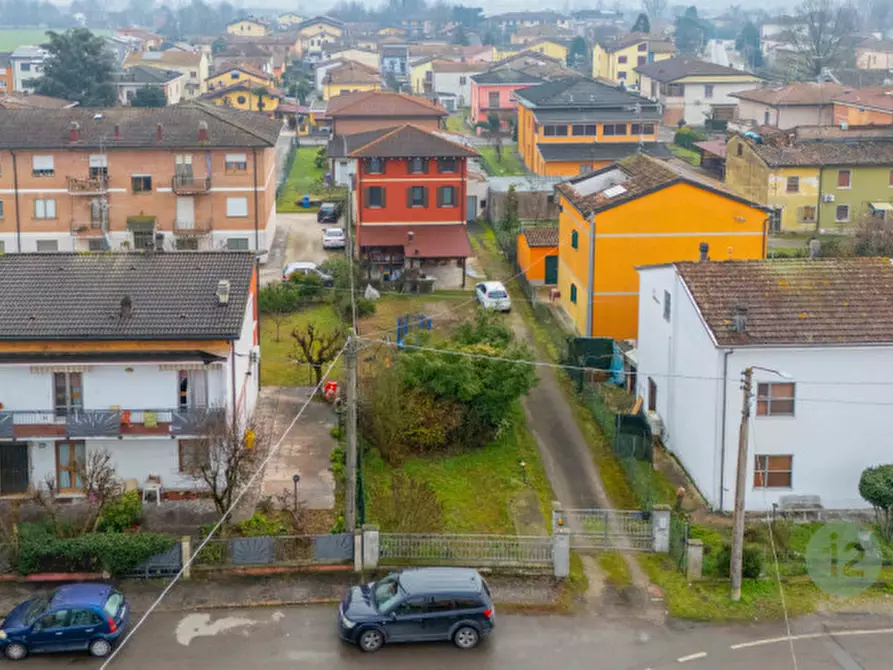 Immagine 21 di Villa in vendita  a Novi Di Modena