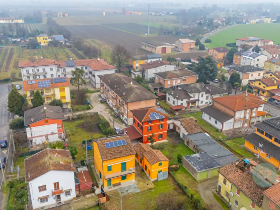 Immagine 24 di Villa in vendita  a Novi Di Modena