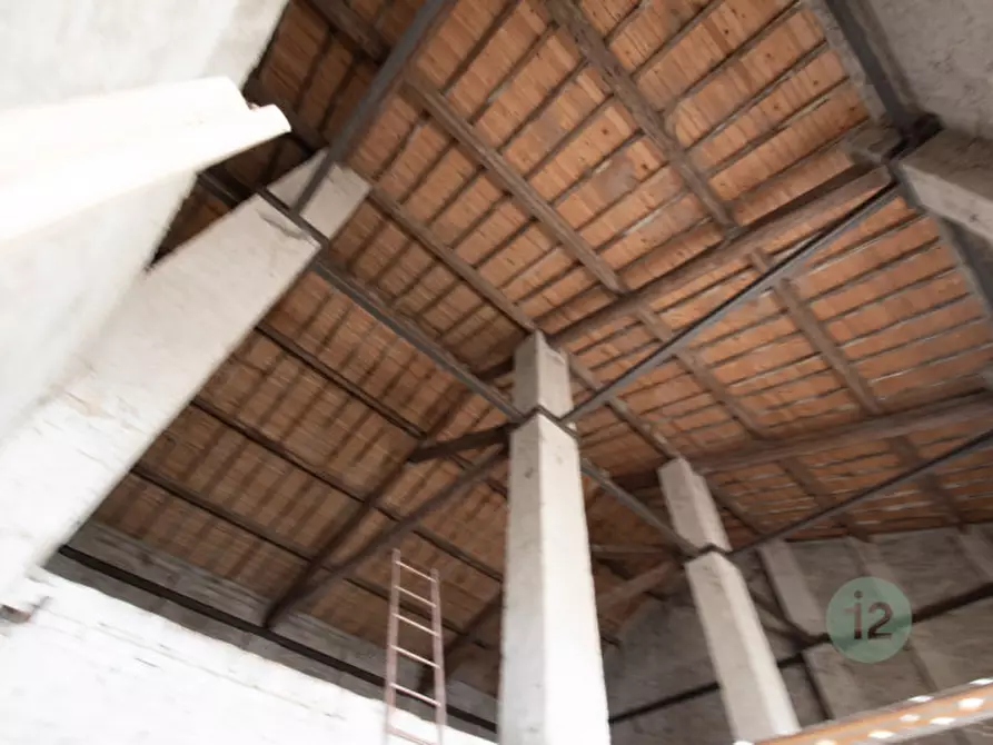 Immagine 14 di Rustico / casale in vendita  a Novi Di Modena