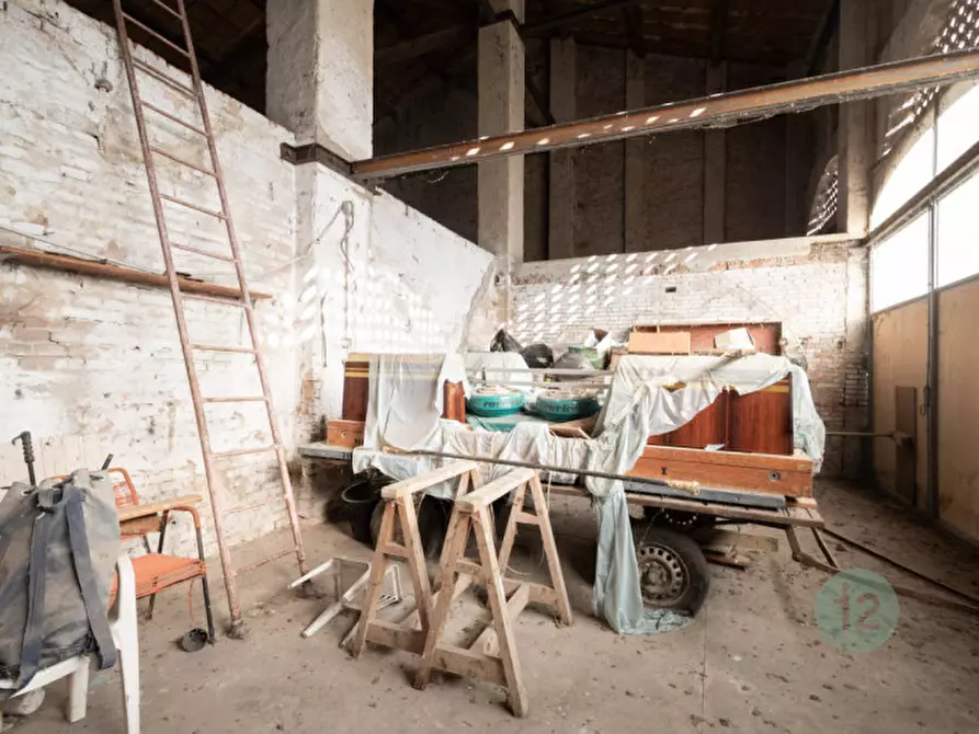 Immagine 16 di Rustico / casale in vendita  a Novi Di Modena