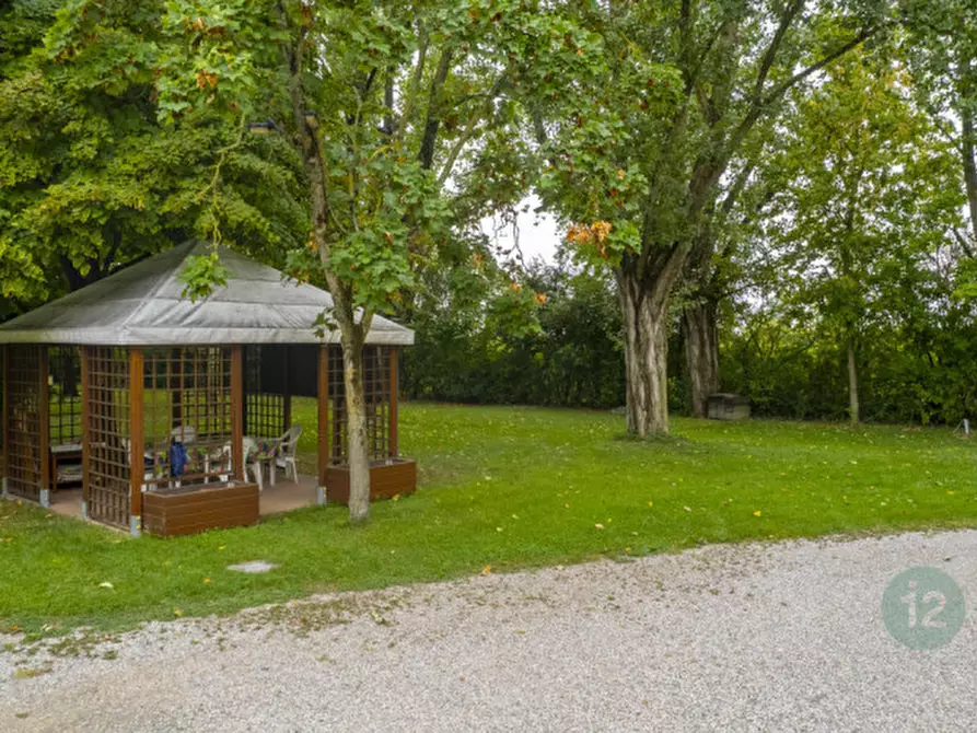 Immagine 6 di Villetta a schiera in vendita  a Novi Di Modena