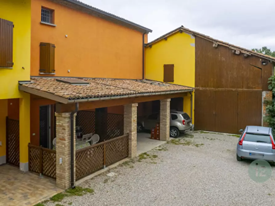 Immagine 8 di Villetta a schiera in vendita  a Novi Di Modena