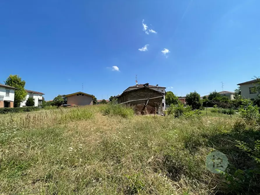 Immagine 4 di Terreno in vendita  in viale di vittorio 55 a Novi Di Modena
