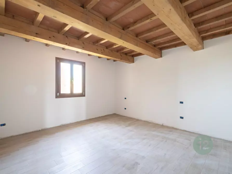 Immagine 2 di Rustico / casale in vendita  in via lame 16 a Novi Di Modena