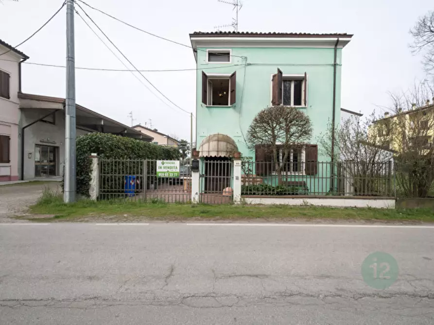 Immagine 1 di Casa indipendente in vendita  a Novi Di Modena