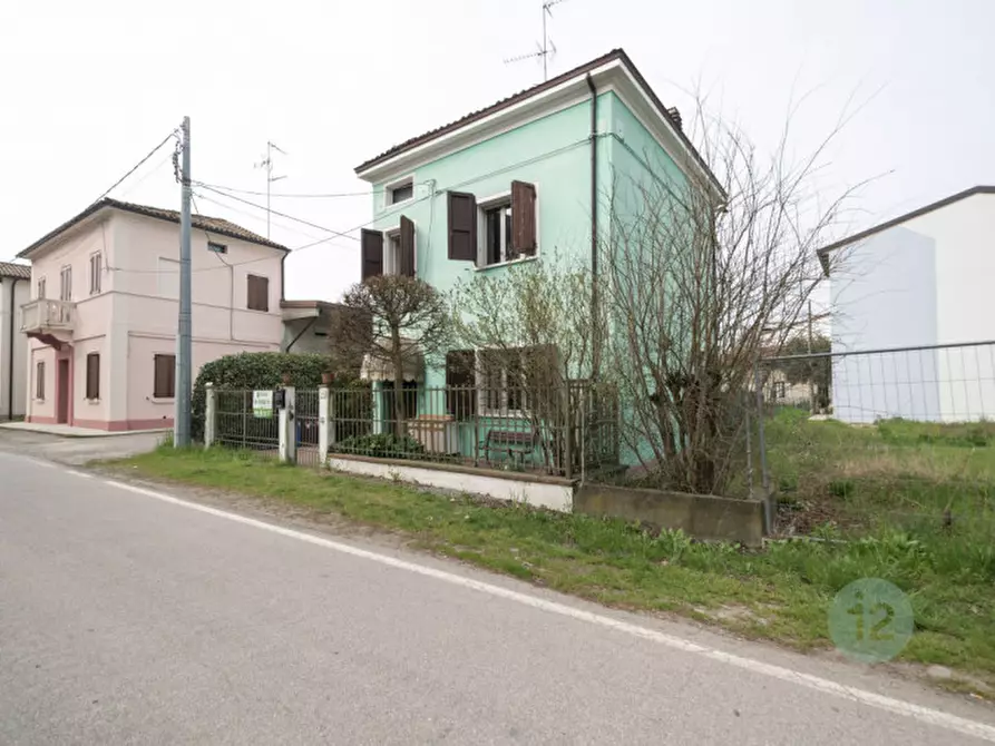Immagine 3 di Casa indipendente in vendita  a Novi Di Modena