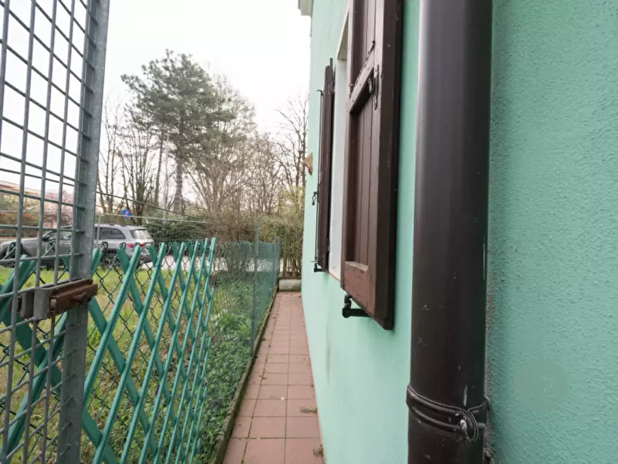 Immagine 23 di Casa indipendente in vendita  a Novi Di Modena