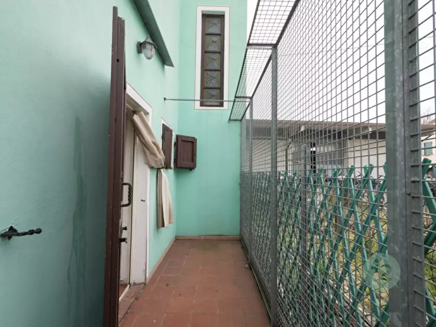 Immagine 28 di Casa indipendente in vendita  a Novi Di Modena