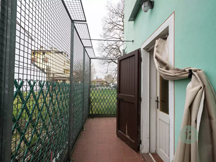 Immagine 29 di Casa indipendente in vendita  a Novi Di Modena