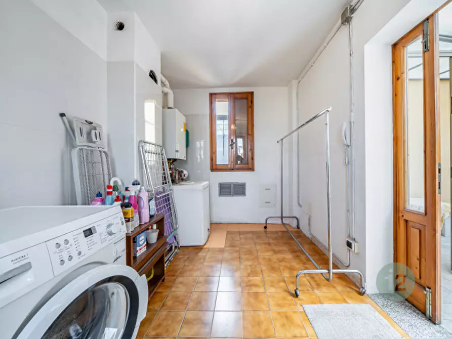 Immagine 67 di Villa in vendita  in Via Zoldi 1 a Novi Di Modena