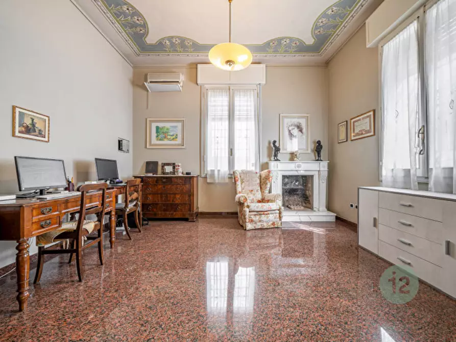 Immagine 82 di Villa in vendita  in Via Zoldi 1 a Novi Di Modena