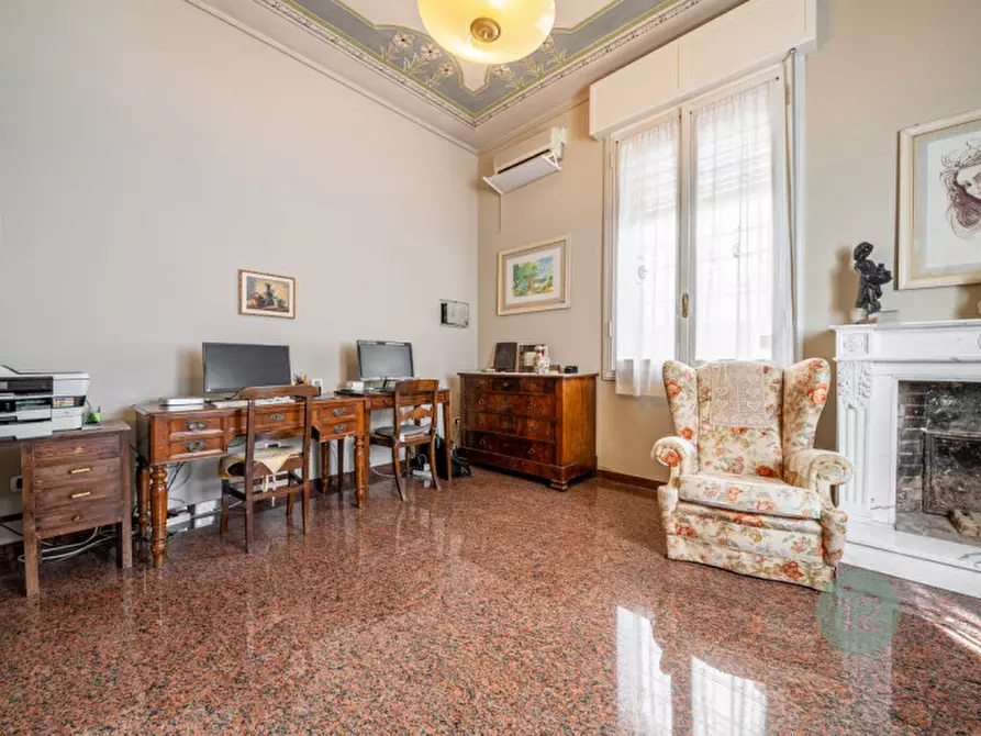 Immagine 83 di Villa in vendita  in Via Zoldi 1 a Novi Di Modena