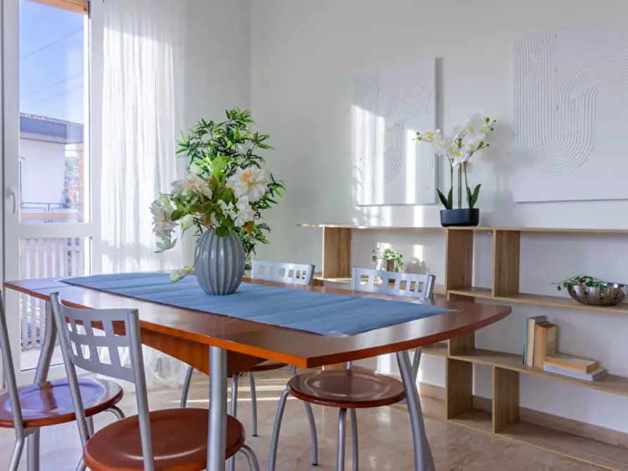 Immagine 10 di Appartamento in vendita  in VIA PORRETTANA a Casalecchio Di Reno