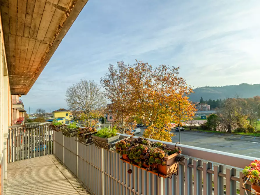 Immagine 38 di Appartamento in vendita  in VIA PORRETTANA a Casalecchio Di Reno