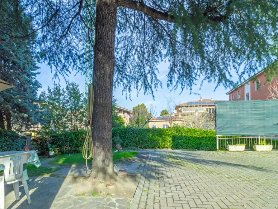 Immagine 42 di Appartamento in vendita  in VIA PORRETTANA a Casalecchio Di Reno