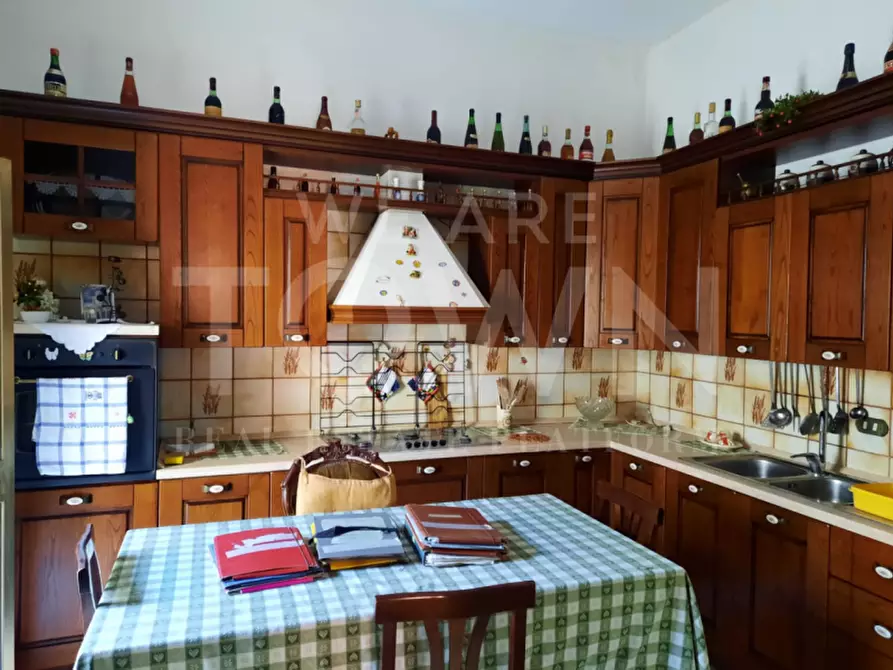 Immagine 40 di Villa in vendita  in Via Alezio 9 a Sannicola