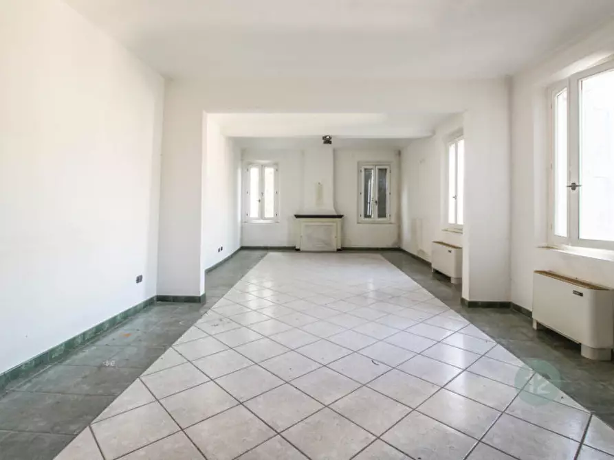 Immagine 8 di Palazzo in vendita  in via cesare battisti 52 a Carpi