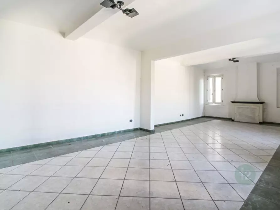 Immagine 12 di Palazzo in vendita  in via cesare battisti 52 a Carpi