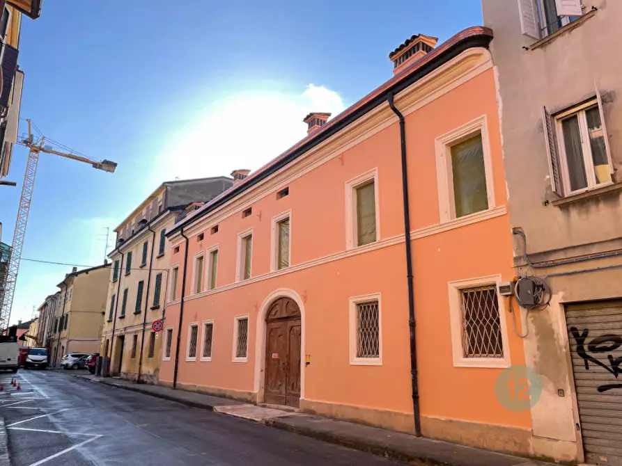Immagine 3 di Appartamento in vendita  in via cesare battisti 54 a Carpi