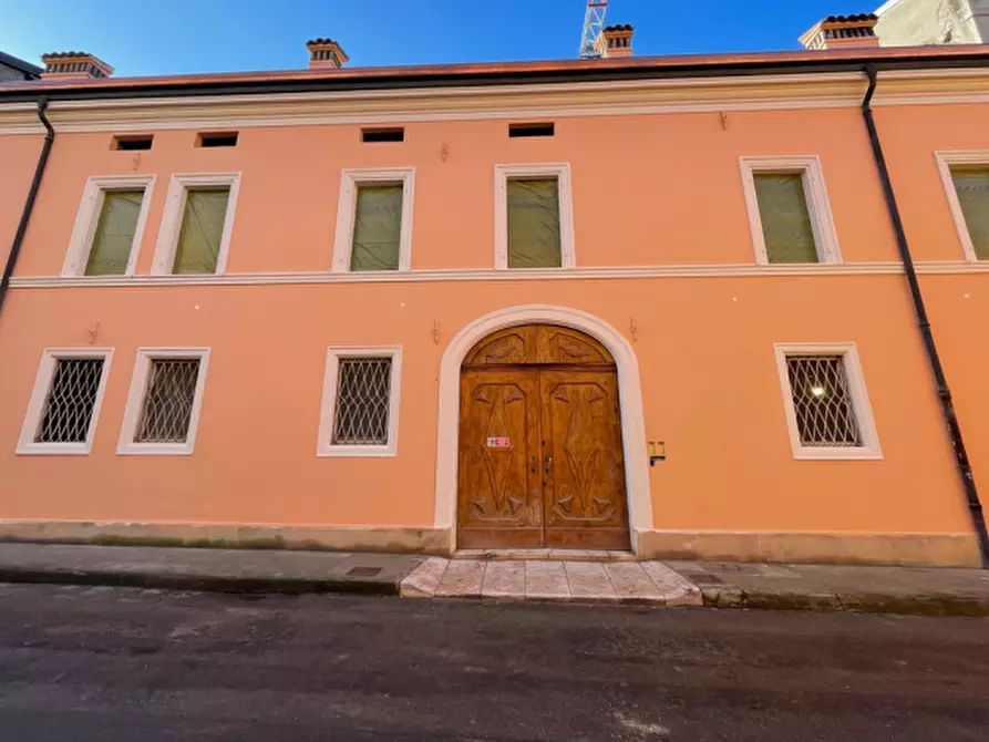 Immagine 2 di Appartamento in vendita  in via cesare battisti 54 a Carpi